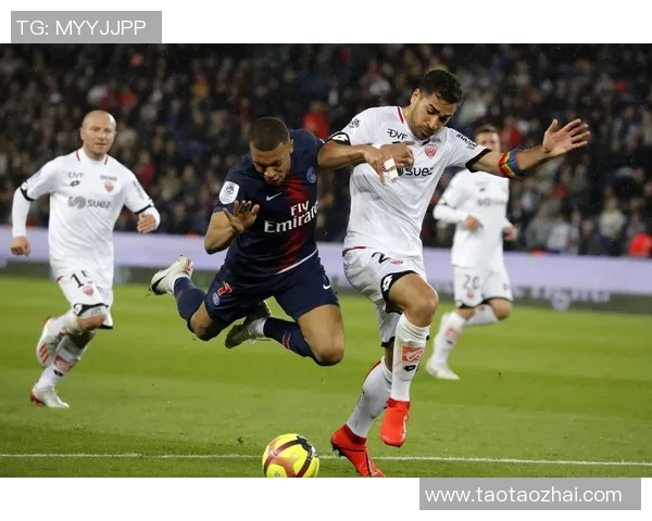 巴黎日尔曼迎战第戎争夺法甲联赛关键三分的精彩对决 巴黎日尔曼迎战第戎争夺法甲联赛关键三分的精彩对决